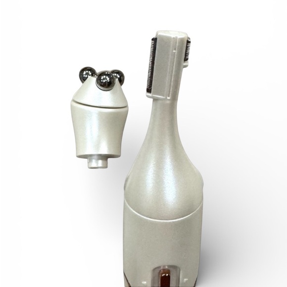 Remington Facial Care Kit Epilator & Massage Roller - Picture 2 of 8